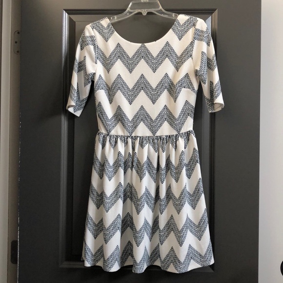 DRESS BUNDLE 👗 - Picture 3 of 6